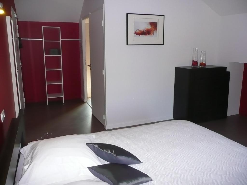 Hotel Le Saint Aubin Chevillé Zimmer foto